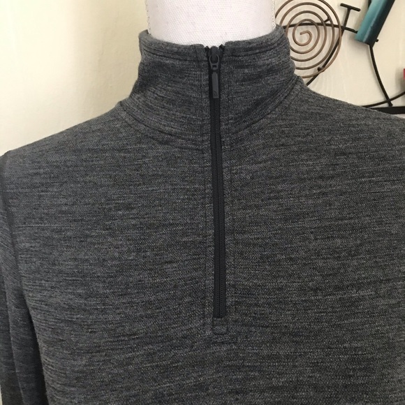 The north face sweater top - Picture 2 of 8